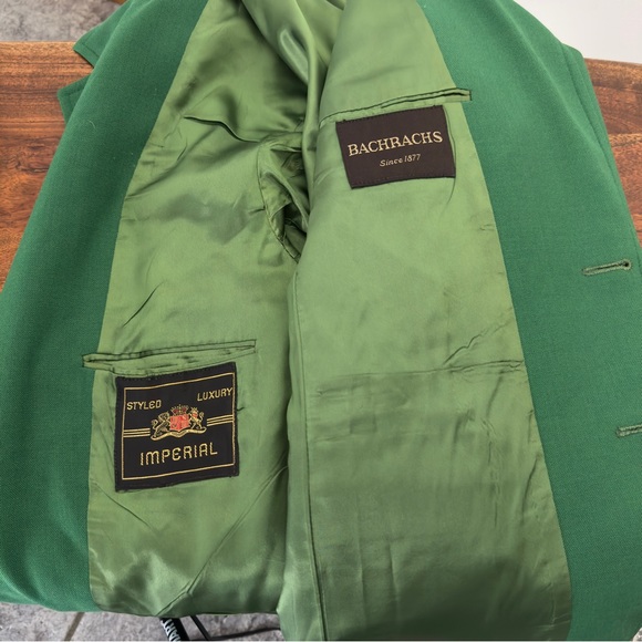 BACHRACHS Vintage Kelly Green Blazer Jacket
Size 44 Long Tall - Picture 7 of 9